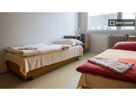 Chambre partagée pour 2 personnes - À louer