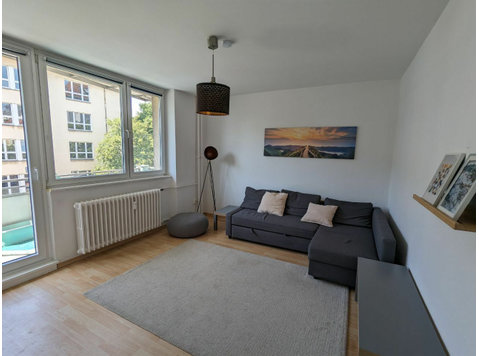 2 bedroom appartment very close to Gesundbrunnen station - Alquiler