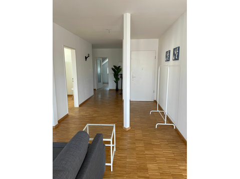 5-room terrace apartment in Berlin - For Rent