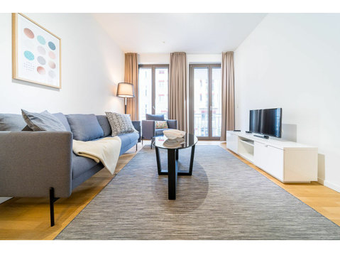 Bright 1-bedroom apartment (122 Apt 1) - For Rent