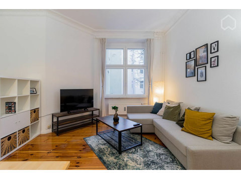 Central and cosy apartment in Mitte-Wedding - For Rent