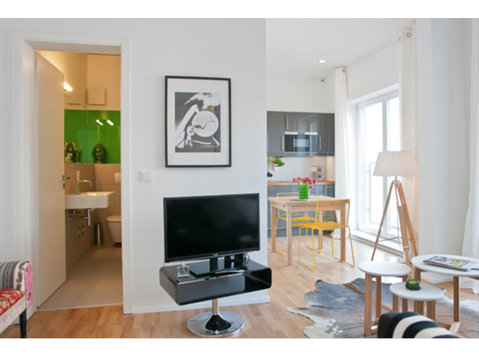 Charming & fantastic apartment in Mitte - À louer