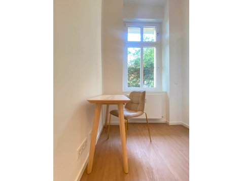 Charming & lovely apartment in Wedding - For Rent