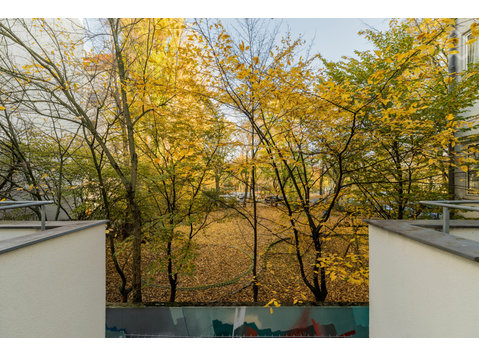 Charming & wonderful home in Kreuzberg - За издавање