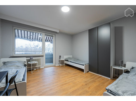 Clean, renovated and new Apartment in Charlottenburg - For Rent