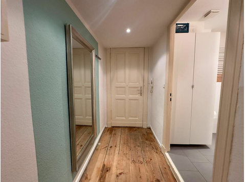 Cozy apartment in Schöneberg - השכרה