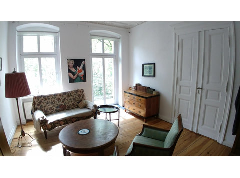 Gemütliche Wohnung mit Wohnzimmer, Balkon, Schlafzimmer,… - Zu Vermieten