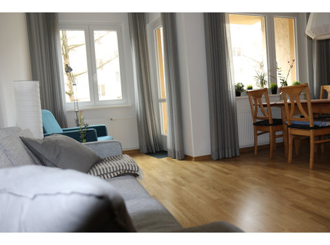 Cozy home in Schoeneberg - For Rent