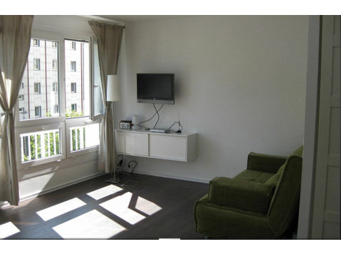 Cozy & modern suite (Friedrichshain) - Za iznajmljivanje