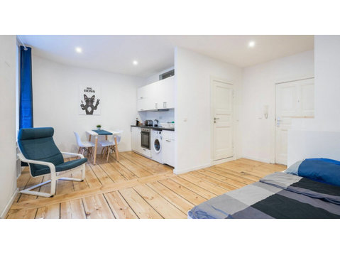 Cute & cozy studio apartment, centrally located in buzzing… - Te Huur