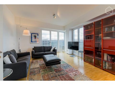 Fantastic, beautiful loft in Mitte with a large rooftop… - K pronájmu
