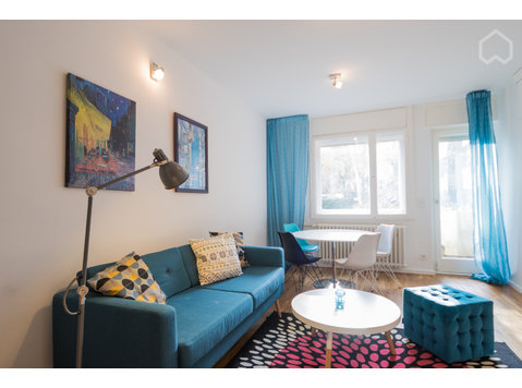 Beautiful 2-bedroom apartment in Tiergarten Berlin - very… - For Rent