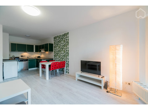 Wunderschöne 2-Zimmer Wohnung in bester Lage in Pankow - Zu Vermieten