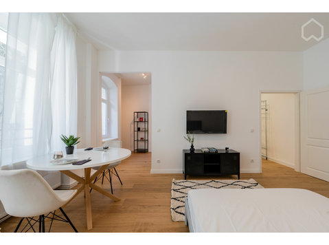First occupancy - apartment in old building not far from… - 	
Uthyres