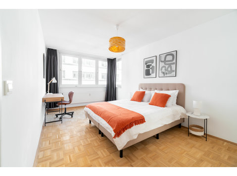 Voll möblierte 2-Zimmer-Wohnung in Mitte - Zu Vermieten