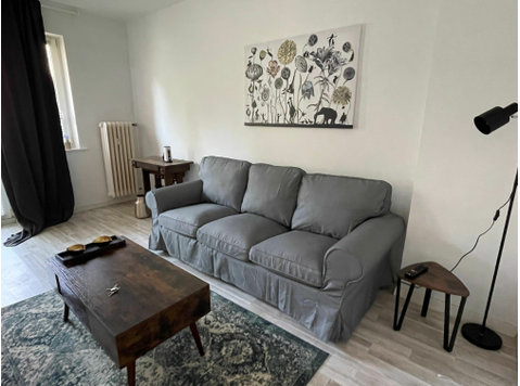 Furnished apartment, fully equipped, WiFi (Neukölln) - Alquiler