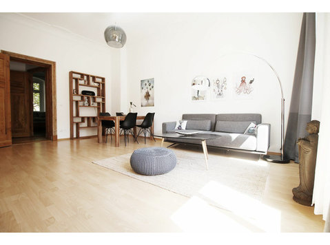 Lovely Brand new Apartment in vibrant Friedrichshain - For Rent