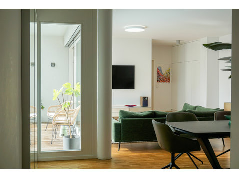 Modern flat with a balcony in Berlin Mitte - Под Кирија