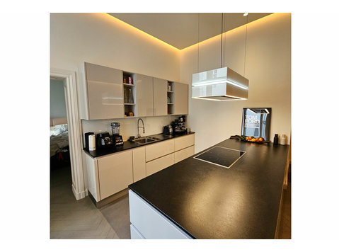 Luxurious flat in prime Charlottenburg location with 170 m² -  வாடகைக்கு 