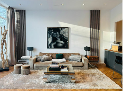 Luxuriöse Loft-Wohnung im Grunewald mit über 250m2 - Zu Vermieten