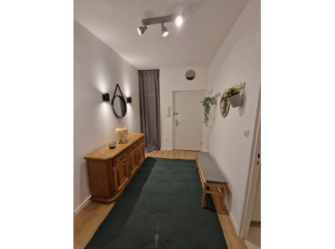 Modern 2 bedroom apartment in Haselhorst, Berlin with… - 임대