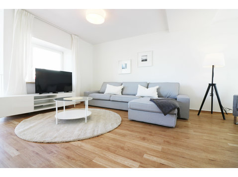 Modern 3-room maisonette apartment in the heart of Berlin - For Rent