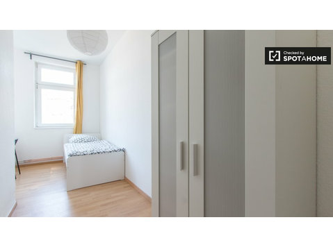 Quarto moderno para alugar em Friedrichshain, Berlim - Aluguel