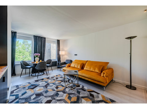 New 1-Bedroom Apartment in Kreuzberg Berlin Close to River… - Til leje