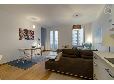 New 2-Room-Apartment with Balcony - in Berlin Mitte 5… - De inchiriat