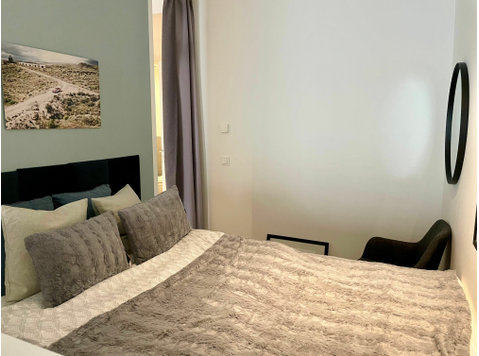New built, modern 55qm studio-apartment located in hip… - Za iznajmljivanje