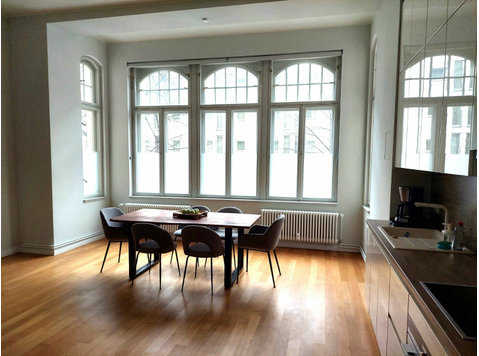 Old World Charm in Charlottenburg - just 300m to Ku'damm! - For Rent