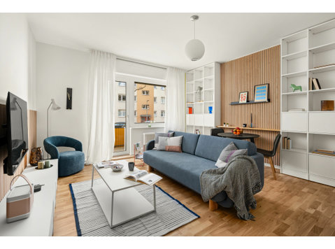 Quiet and stylish 2-room apartment with balcony in Lankwitz - K pronájmu