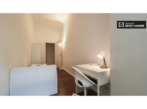 Room for rent in apartment with 3 bedrooms in Berlin - Cho thuê