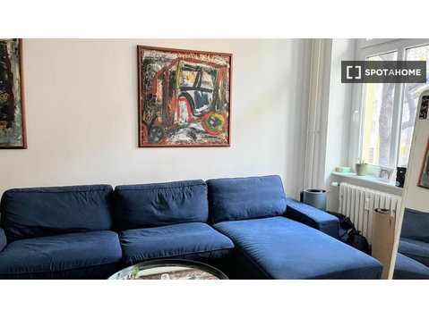 Zimmer in 1-Zimmer-WG in Berlin zu vermieten - Zu Vermieten