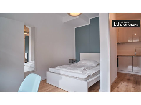 Chambres en colocation dans une nouvelle construction.… - À louer