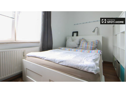 Güneşli oda, Reinickendorf'taki 2 yatak odalı daire, Berlin - Kiralık