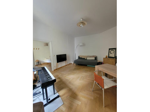 Wonderful, cozy, bright and quiet apartment between… - Aluguel