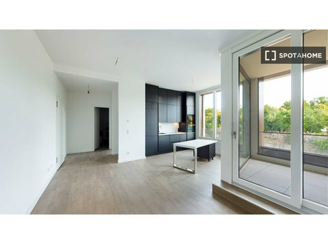 Berlin'de kiralık 1 odalı daire - Apartman Daireleri
