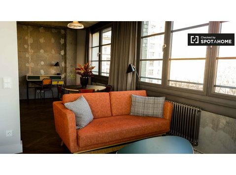 Apartamento de 1 quarto para alugar em Friedrichshain,… - Apartamentos