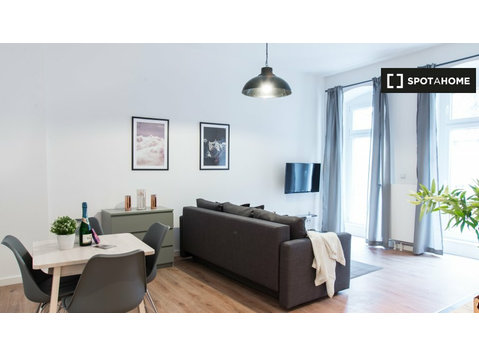 Apartamento de 1 dormitorio en Berlín - Pisos