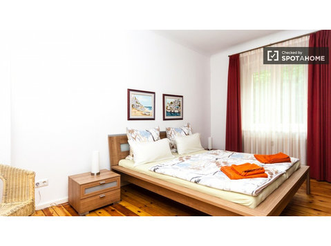 Apartamento de 1 quarto com varanda para alugar em Pankow,… - Apartamentos