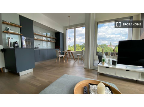 Apartamento de 2 dormitorios en alquiler en Berlín - Pisos
