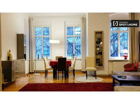 Prenzlauer Berg, Berlin'de kiralık 2 odalı daire - Apartman Daireleri