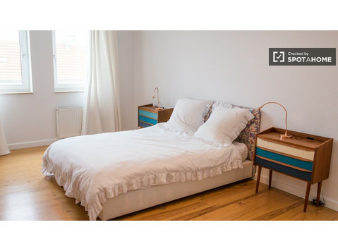 Apartamento de 2 quartos para alugar em Prenzlauer Berg,… - Apartamentos