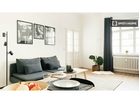 Apartamento de 2 habitaciones en alquiler en… - Pisos