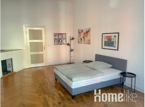 3 bedroom all inclusive furnished Charlottenburg room super… - Wohnungen