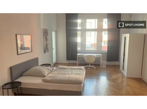 Appartamento con 3 camere da letto in affitto a Berlino - Appartamenti