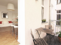 607 | Charming apartment with balcony near Torstr. – Mitte - Mieszkanie