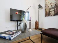 800 | Modern and spacious Apartment with 2 terraces – Mitte - 公寓