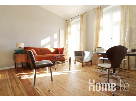 919 | The Gaudy – Eklektisches Apartment mit Balkon –… - Wohnungen